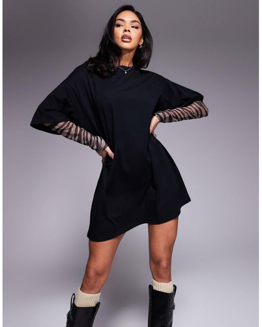 ASOS Blue – kurzes 2-in-1-t-shirt-kleid mit zebramuster und langen netzstoffärmeln