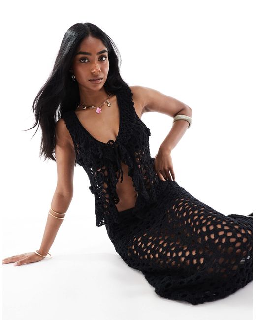 Top d'ensemble noué sur l'avant en maille crochetée Pull&Bear en coloris Black