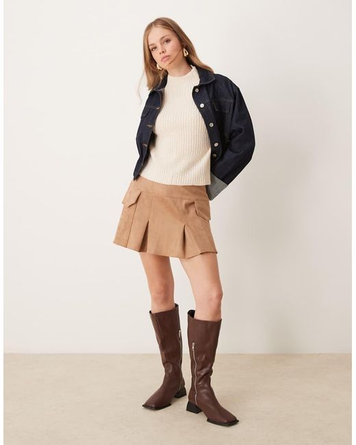 Maglione Accollato Crema Con Spacco Laterale di Jdy in Natural