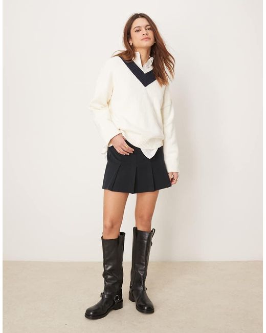 Abercrombie & Fitch Oversized Trui Met Contrasterende V-Hals in het Natural