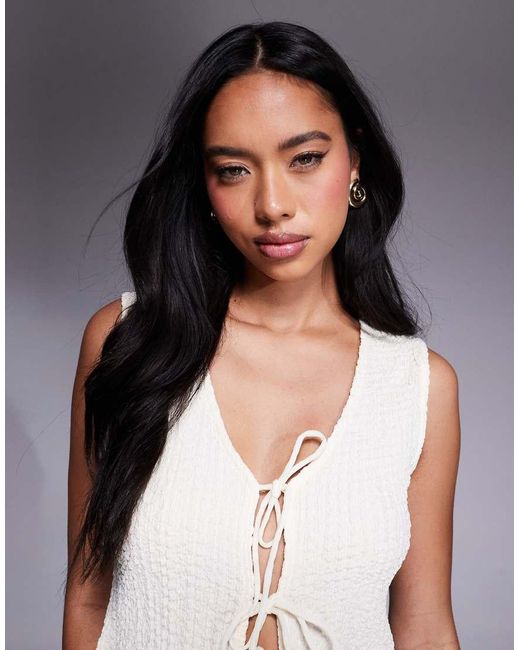 ASOS Top Met Textuur En Strikdetail in het Gray