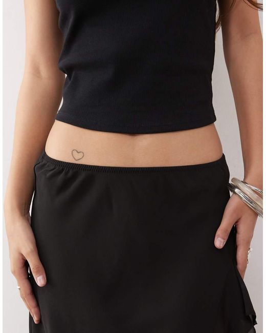 Falda Midi Negra Asimétrica De Chifón Transparente De Weekday de color White