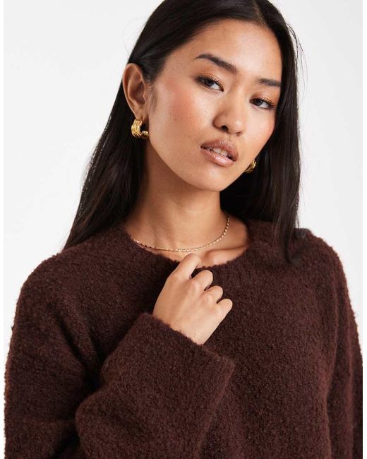 Jersey Marrón Suelto De Bouclé De -Verde Miss Selfridge de color Brown