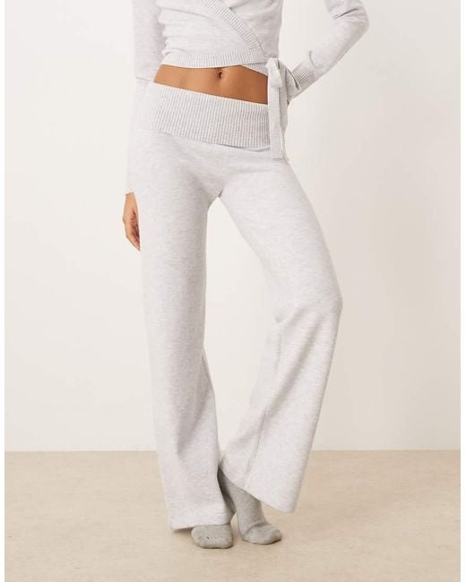 Hollister Natural Gilly Hicks Low Rise Straight Leg Cosy Trousers Co-ord