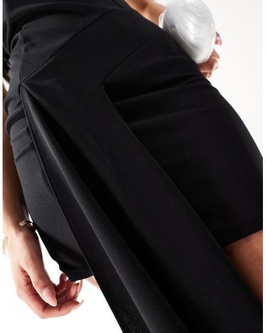 Robe courte asymétrique avec ceinture ASOS en coloris Black