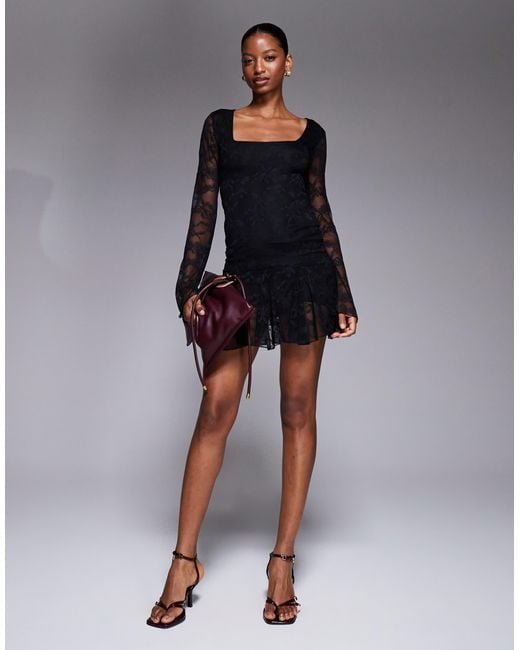 Kaiia Blue – exclusive – doppellagiges, figurbetontes minikleid aus spitze