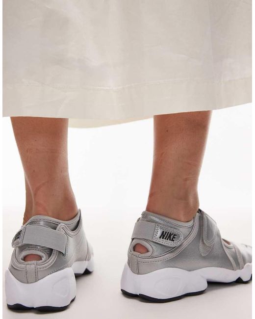 Nike Air Rift in het White