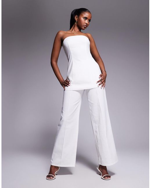 Exclusivité - - top d'ensemble bandeau asymétrique en coton mélangé aspect lin avec lien latéral Kaiia en coloris White