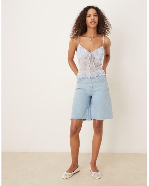 ASOS Cropped Cami Top Van Mesh Met Gevormde Cups En Bloemetjesprint in het Blue