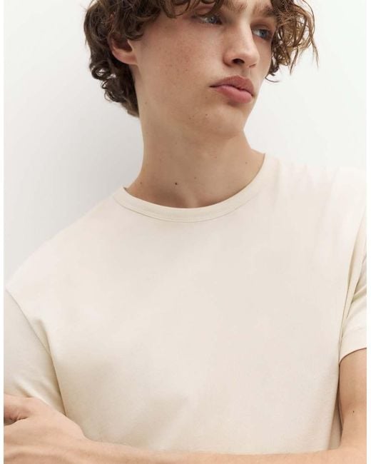 T-Shirt Basic Slim Color Burro di Pull&Bear in White da Uomo