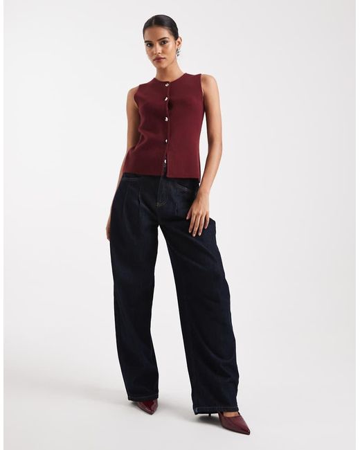 ONLY Red Split Detail Compact Knitted Waistcoat