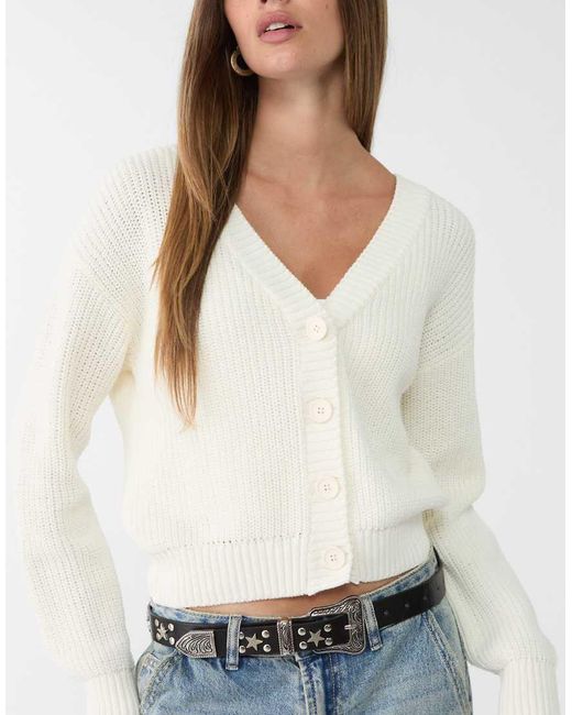 Stradivarius Gebreid Vest Met Knopen in het White