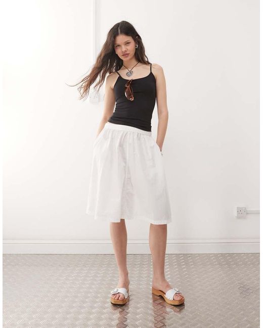 Weekday Midi Rok Van Popeline in het White
