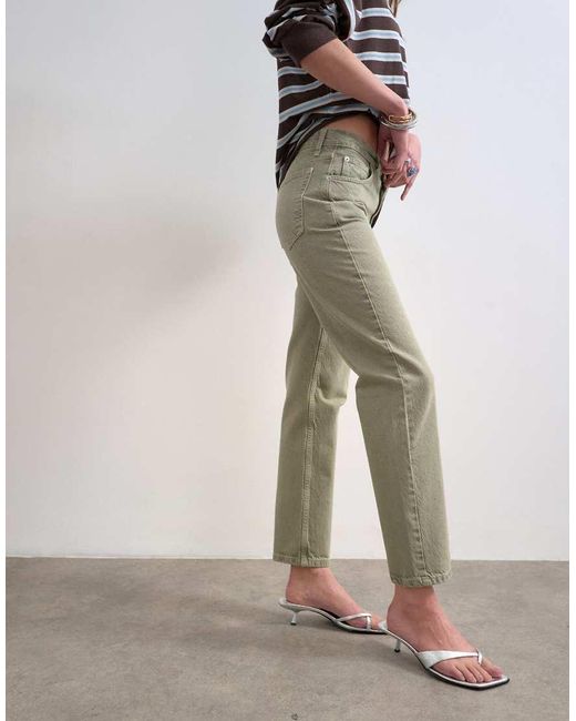 TOPSHOP White Runway Mid Rise Straight Jean