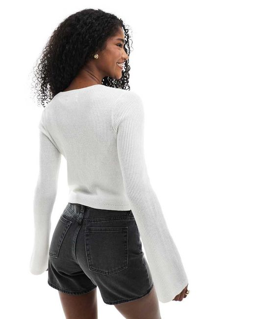 Monki Lichtgewicht Vest Met Gestrikte Voorkant in het White