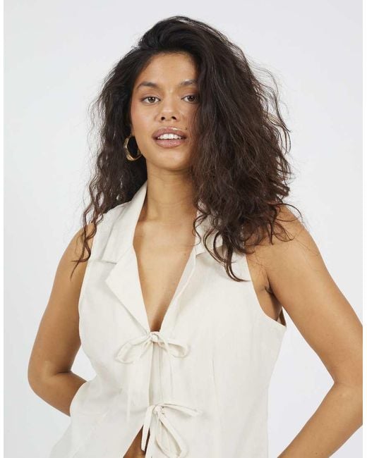 Brave Soul White Collared Tie Front Waistcoat