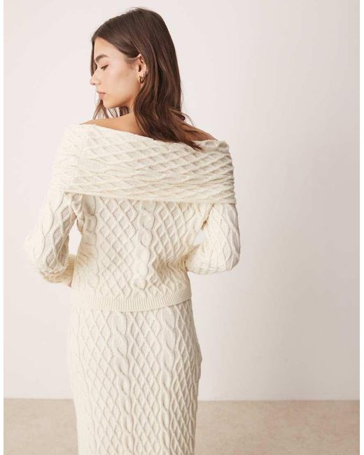 Maglione A Trecce Color Crema Con Scollo Alla Bardot di ASOS in Natural