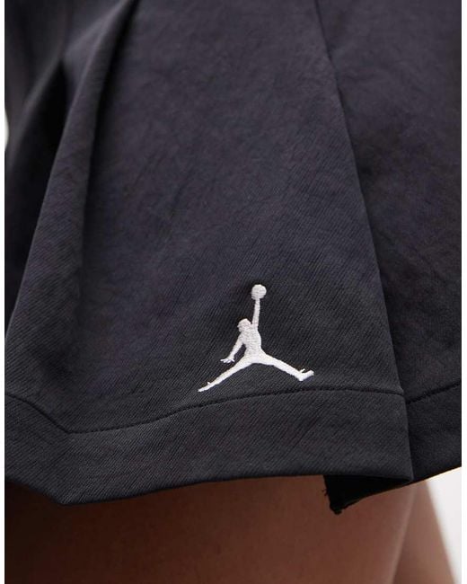 Nike White Pleated Mini Skirt