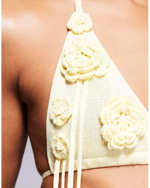 Top Amarillo Estilo Bralette Con Detalle De Flecos Y Flores De Punto Peony De (Parte De Un Conjunto) Wanderdoll de color Yellow