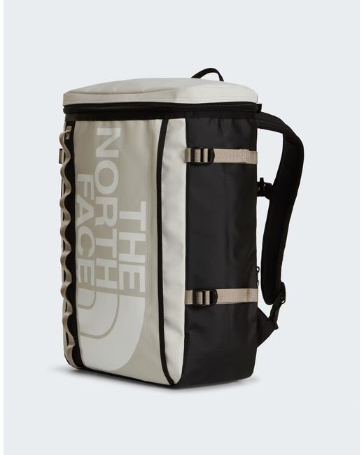 Base Camp di The North Face in Black