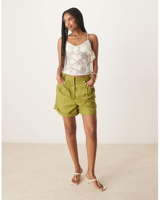 ASOS Green – elegante a-linien-shorts
