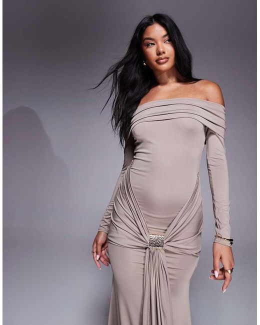 Vestito Lungo Con Scollo Alla Bardot Marrone Tenue Con Drappeggio Frontale E Dettaglio di Aria Cove in White