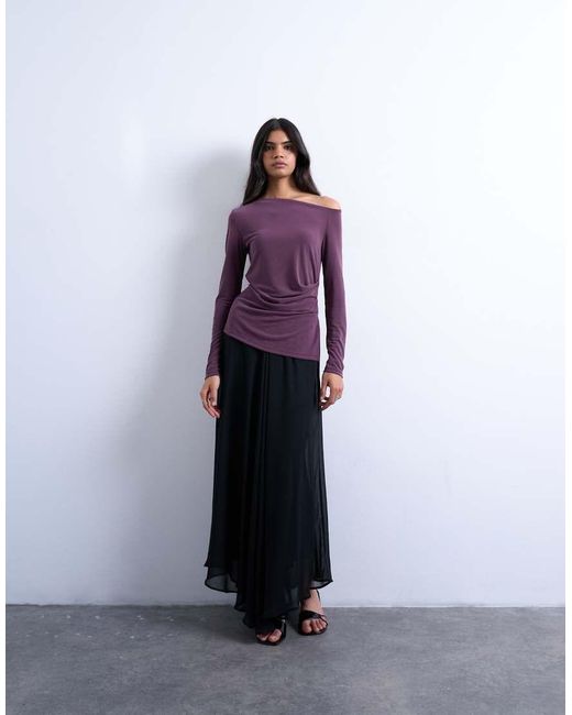 TOPSHOP Gerimpelde Top Van Cupro Met Blote Schouder En Lange Mouwen in het Purple