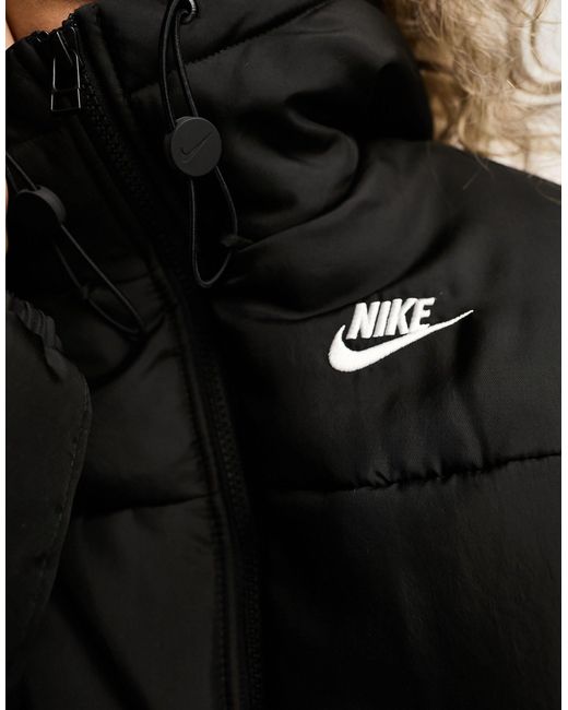 Nike Black Classic Puffer Jacket