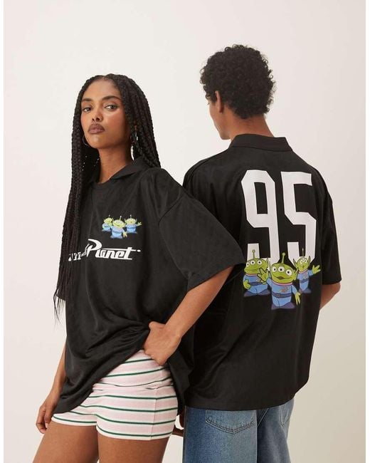 Sudadera Deportiva Negra Extragrande Con Estampados De Pizza Planet De "Toy Story" De Disney De ASOS de color Black
