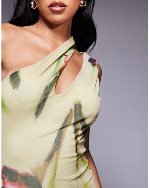 Robe mi-longue asymétrique en tulle à imprimé fleurs avec découpe ASOS en coloris Green