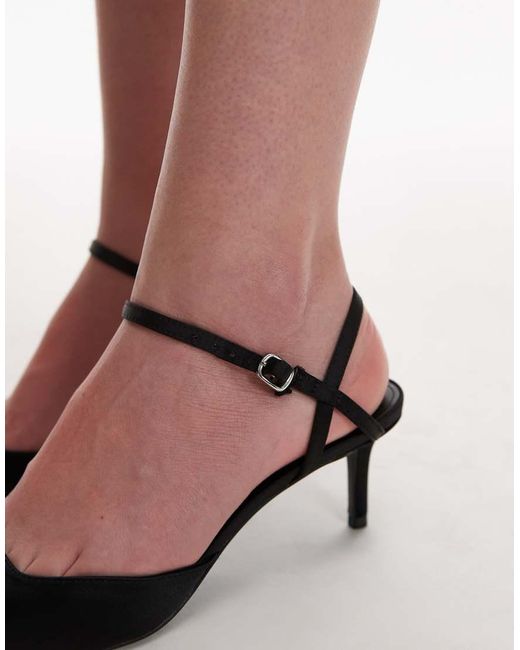 Scarpe Con Tacco, Listini E Cinturino Sul Retro Neri di Mango in White