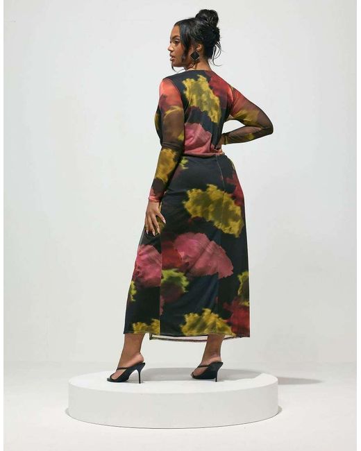 Yours Clothing White Abstract Knot Maxi Dress