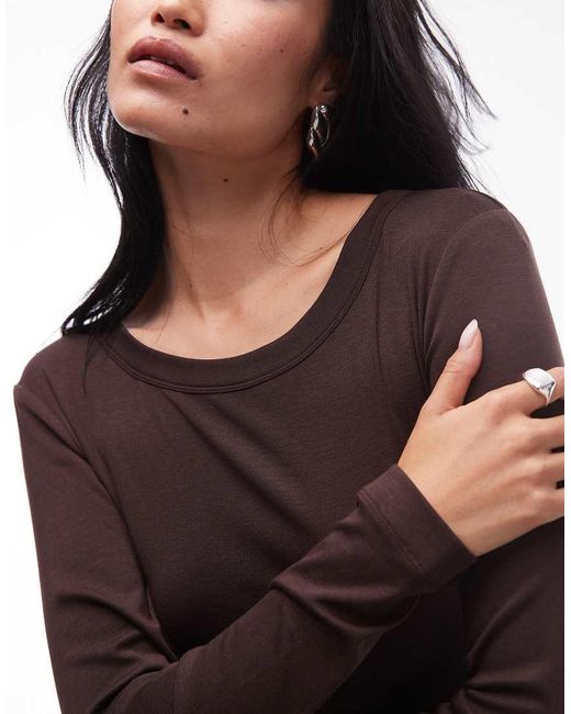 ARKET Top Van Geribbelde Jersey Met Lange Mouwen En Boothals in het Brown