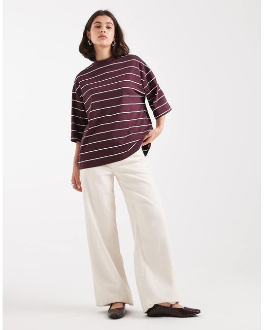Camiseta Burdeos A Rayas Con Cuello Alto Y Hombros Caídos De -Rojo Vero Moda de color Red