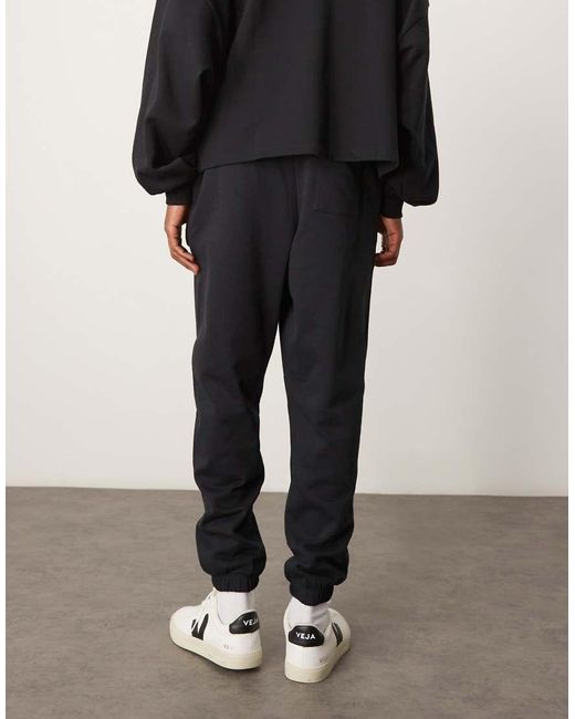 Joggers Negros Básicos Extragrandes De ASOS de hombre de color Black