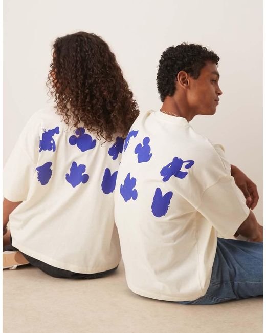 Camiseta Color Piedra De Corte Cuadrado Extragrande Con Estampado De Mickey Mouse Y Sus Amigos De Disney De -Neutro ASOS de color Natural
