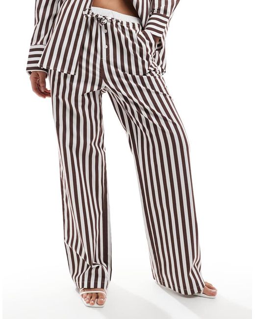 Pantalones Marrones A Rayas De Pernera Ancha Con Cinturilla Estilo Bóxer Y Lazada De Algodón De (Parte De Un Conjunto) 4th & Reckless de color White