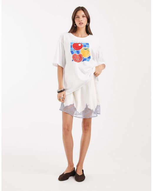 ONLY White Tomato Graphic Print Oversized T-shirt