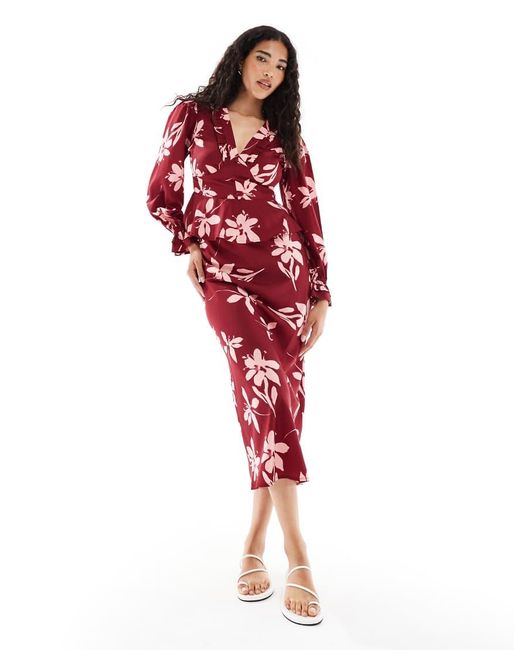Wednesday's Girl Red Floral Print V-Neck Blouse