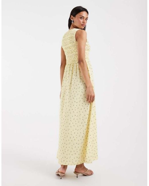Pieces Natural Sleeveless Smocking Ditsy Floral Maxi Dress