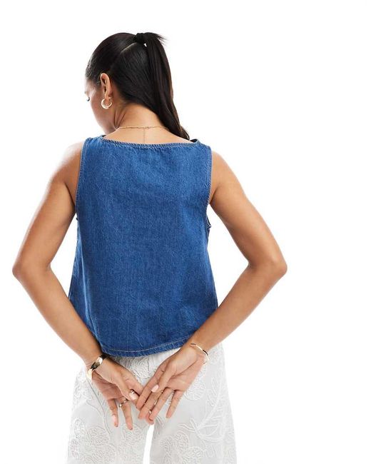Top Senza Maniche A Trapezio di ASOS in Blue