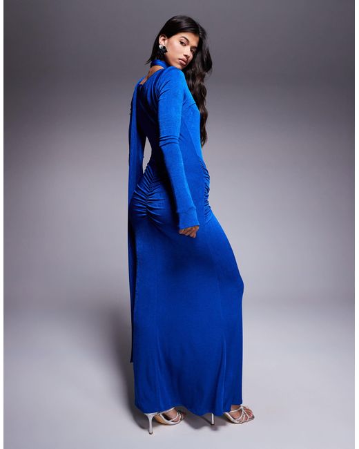 Robe longue froncée avec liens à la taille et à l'encolure - cobalt DASKA en coloris Blue