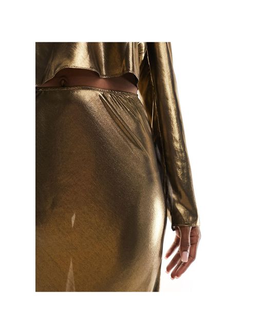 Falda larga dorada metalizada transparente ASOS de color Metallic