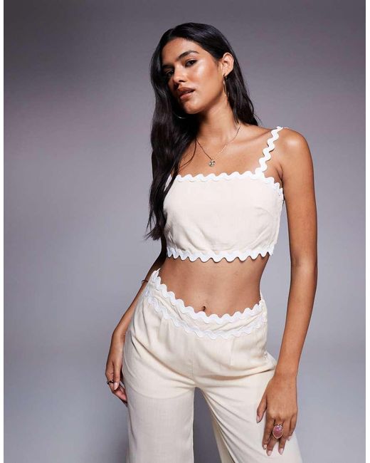 Top di Missy Empire in Natural