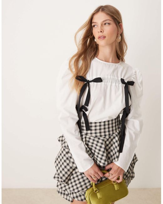 Top avec cordons Ghospell en coloris Natural