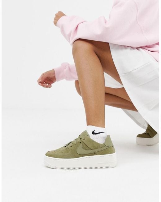 Air Force 1 Sneakers kaki e salvia di Nike in Verde Lyst