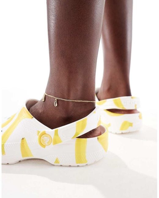 CROCSTM Natural Classic Fresh Fruits Banana Print Clog