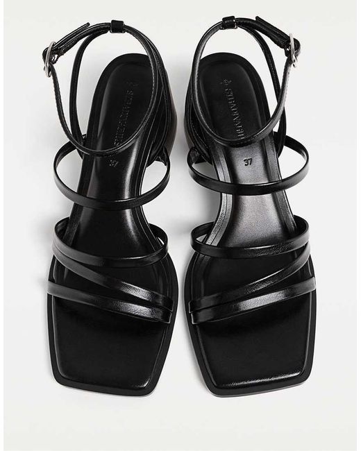Stradivarius Sandalen Met Bandjes En Blokhak in het Black