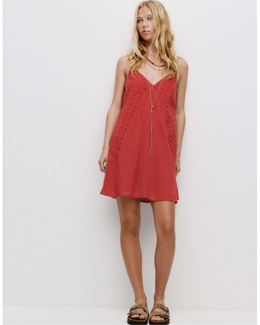 Robe courte effet patchwork Pull&Bear en coloris Red