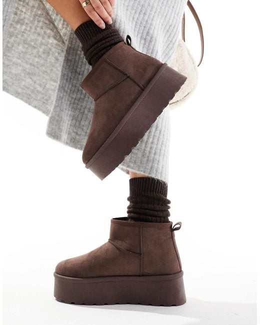 SEQWL Brown Mini Flatform Boots